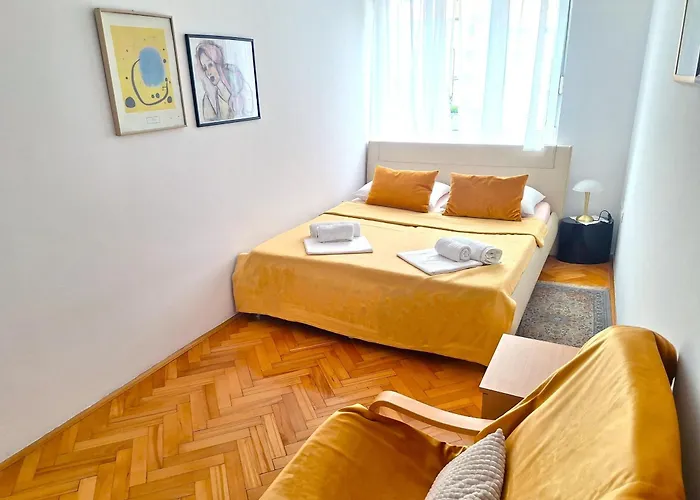 Daire Sunny Center Split